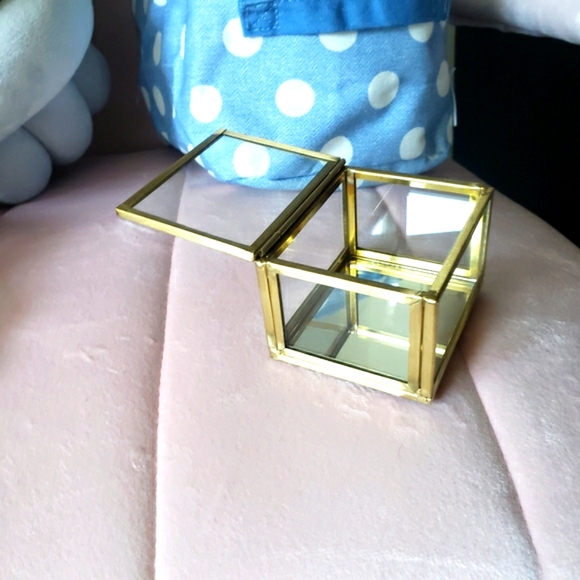 ๐๐ Ettika Mini Ring Box Glass and Bronze 3" x 2.5" x 2" - Picture 10 of 11